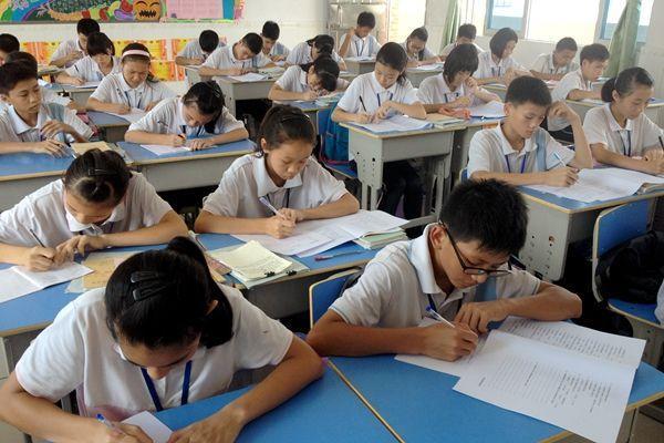 孩子近視教室座位往前坐可以嗎？
